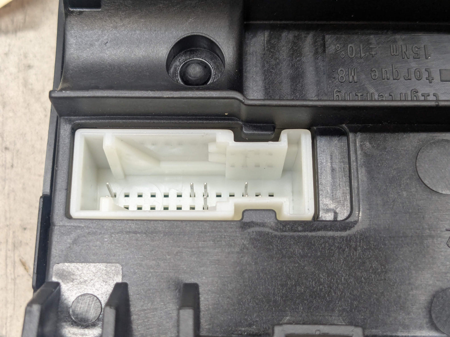 OEM BMW G20 330 M340 Rear Battery Power Distribution Fuse Relay Junction Box