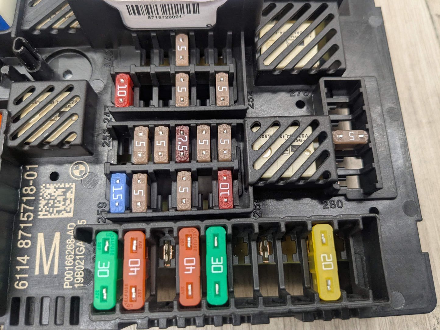 OEM BMW G20 330 M340 Rear Battery Power Distribution Fuse Relay Junction Box