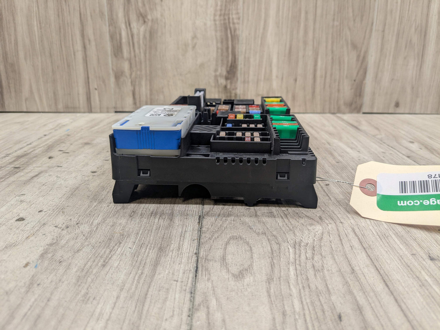 OEM BMW G20 330 M340 Rear Battery Power Distribution Fuse Relay Junction Box