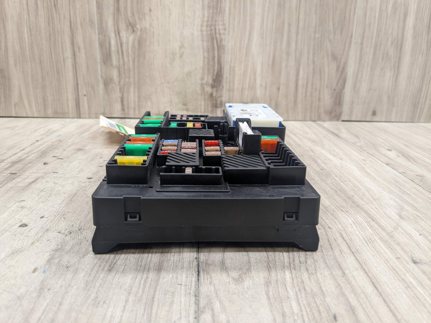 OEM BMW G20 330 M340 Rear Battery Power Distribution Fuse Relay Junction Box