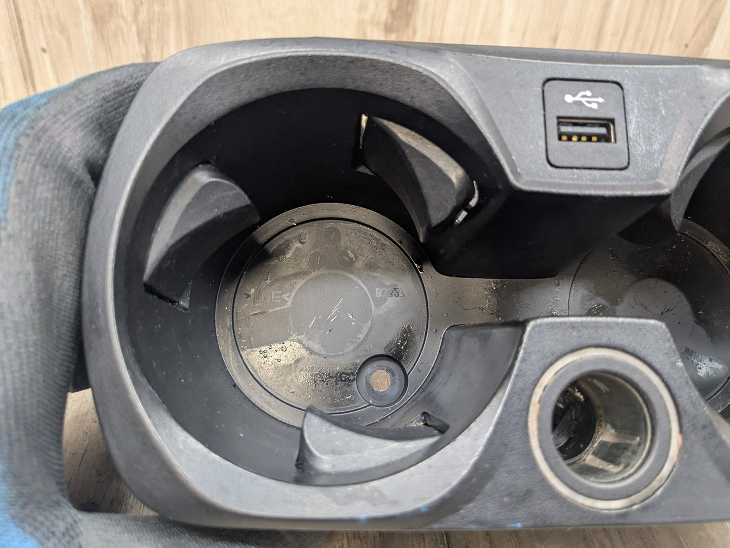 OEM BMW G20 G22 G23 G80 G83 M3 M4 Center Console Cup Holder Storage Compartment