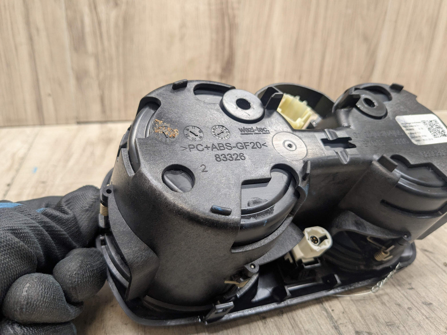 OEM BMW G20 G22 G23 G80 G83 M3 M4 Center Console Cup Holder Storage Compartment