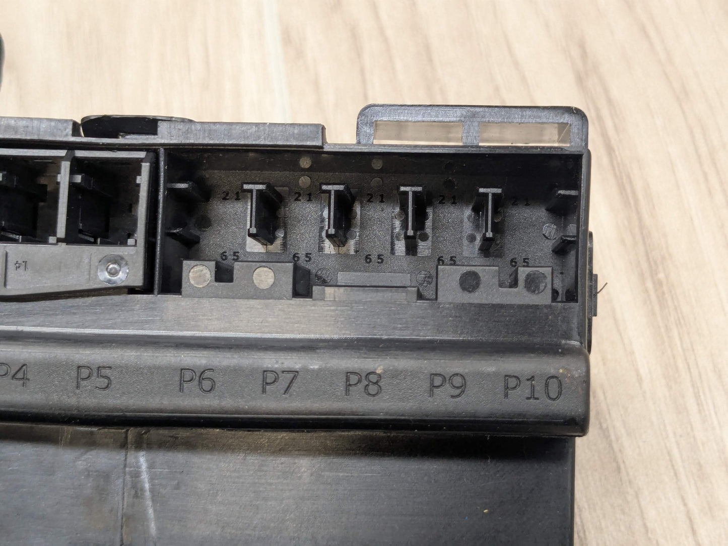 OEM BMW G01 X3 Ethernet Power Distribution Power Fuse Relay Box Control Module