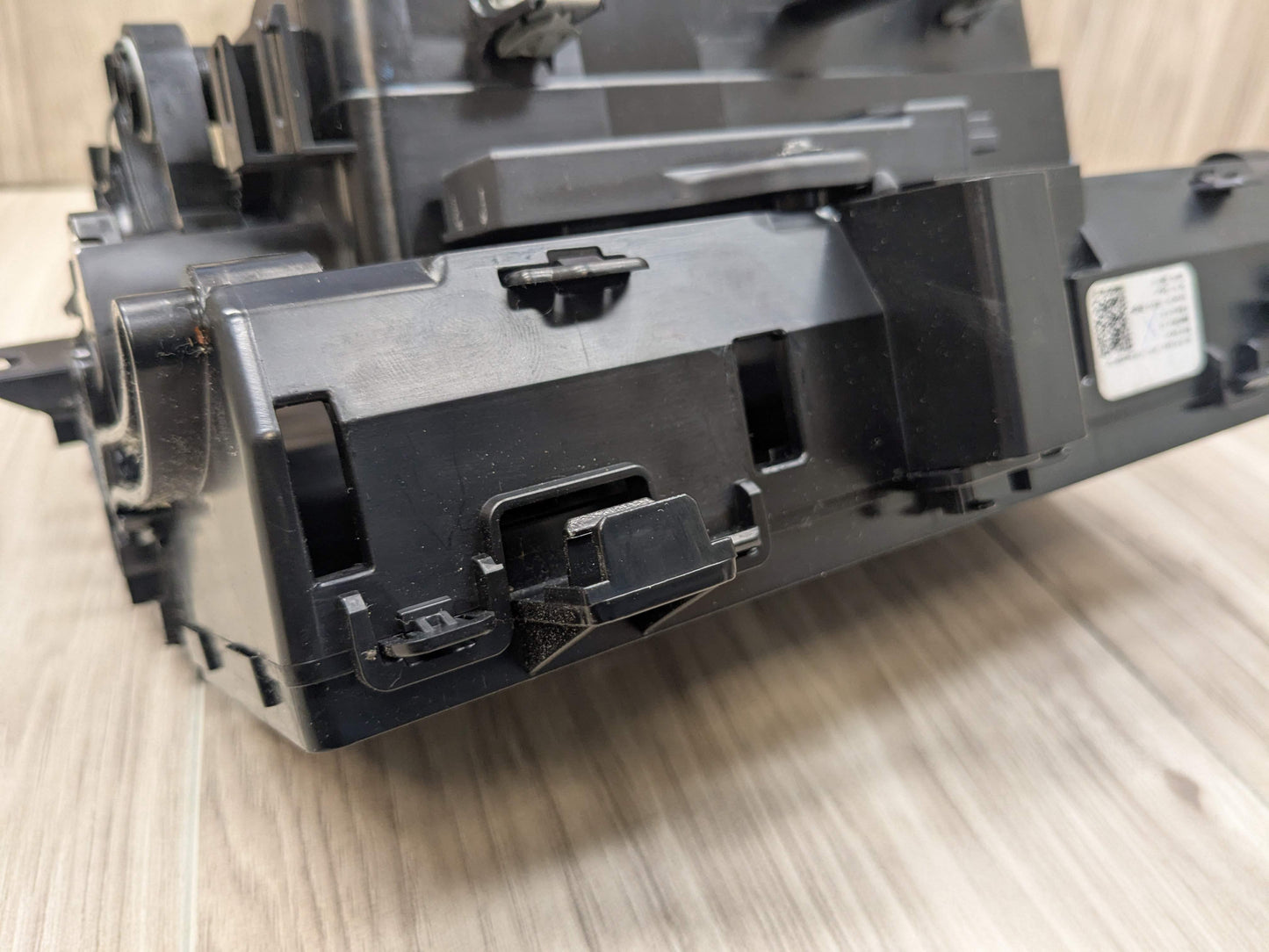 OEM BMW G20 G22 G23 330 M340 430 M440 Center Console Storage Cup Holder