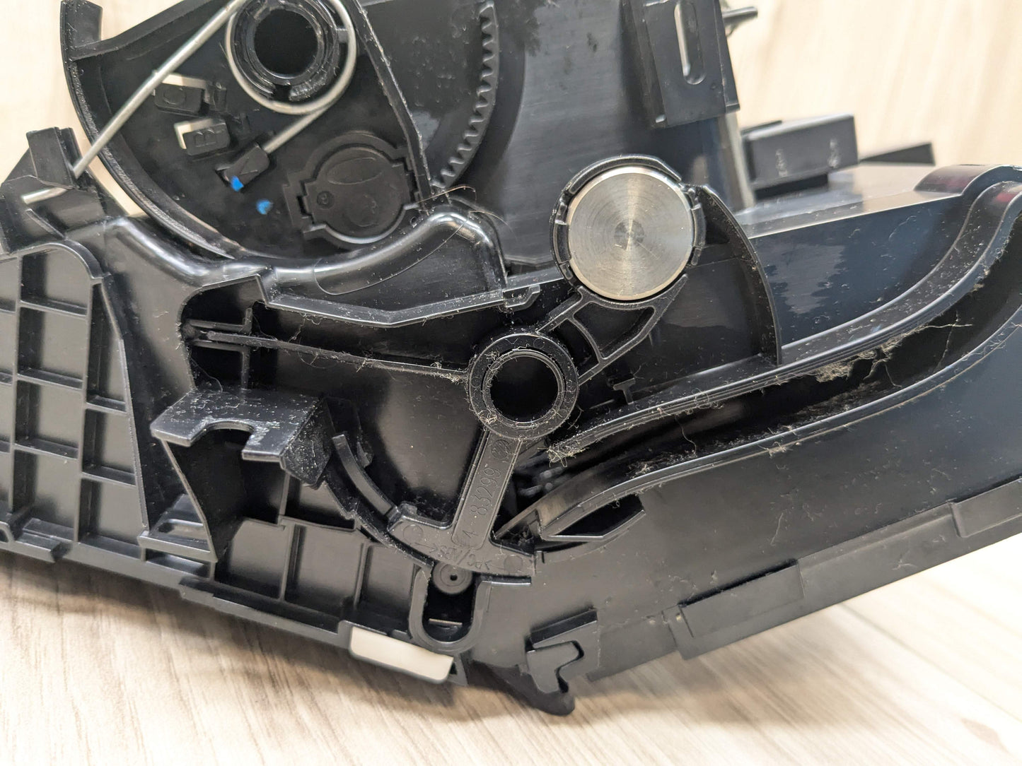 OEM BMW G20 G22 G23 330 M340 430 M440 Center Console Storage Cup Holder