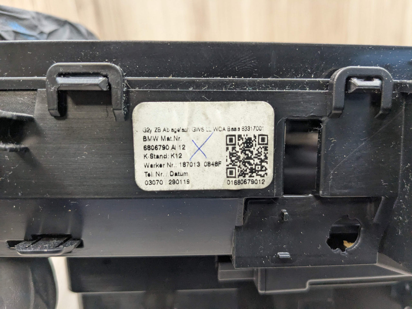 OEM BMW G20 G22 G23 330 M340 430 M440 Center Console Storage Cup Holder