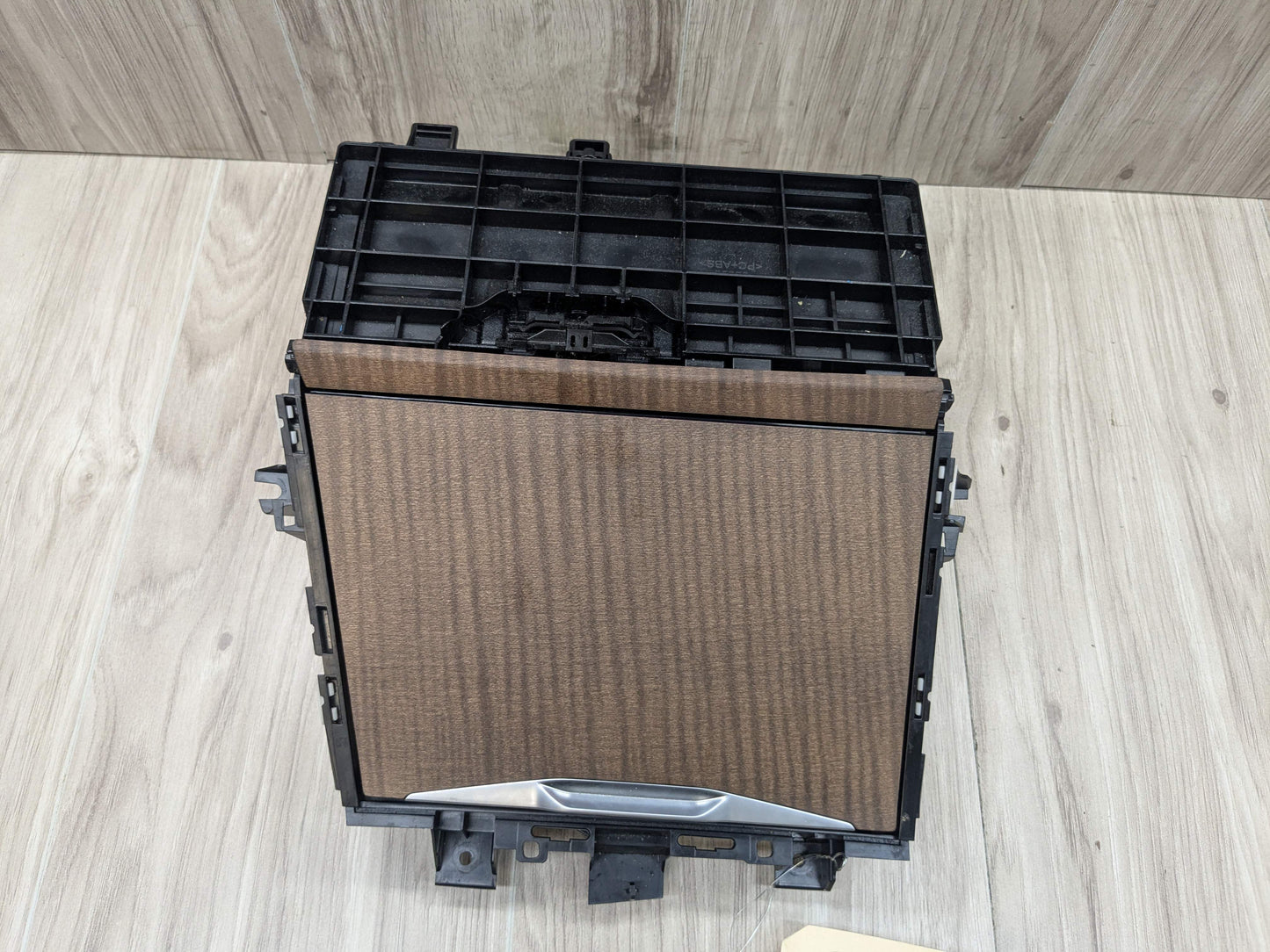 OEM BMW G20 G22 G23 330 M340 430 M440 Center Console Storage Cup Holder