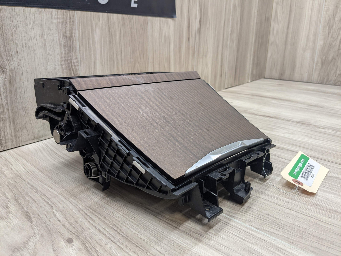 OEM BMW G20 G22 G23 330 M340 430 M440 Center Console Storage Cup Holder