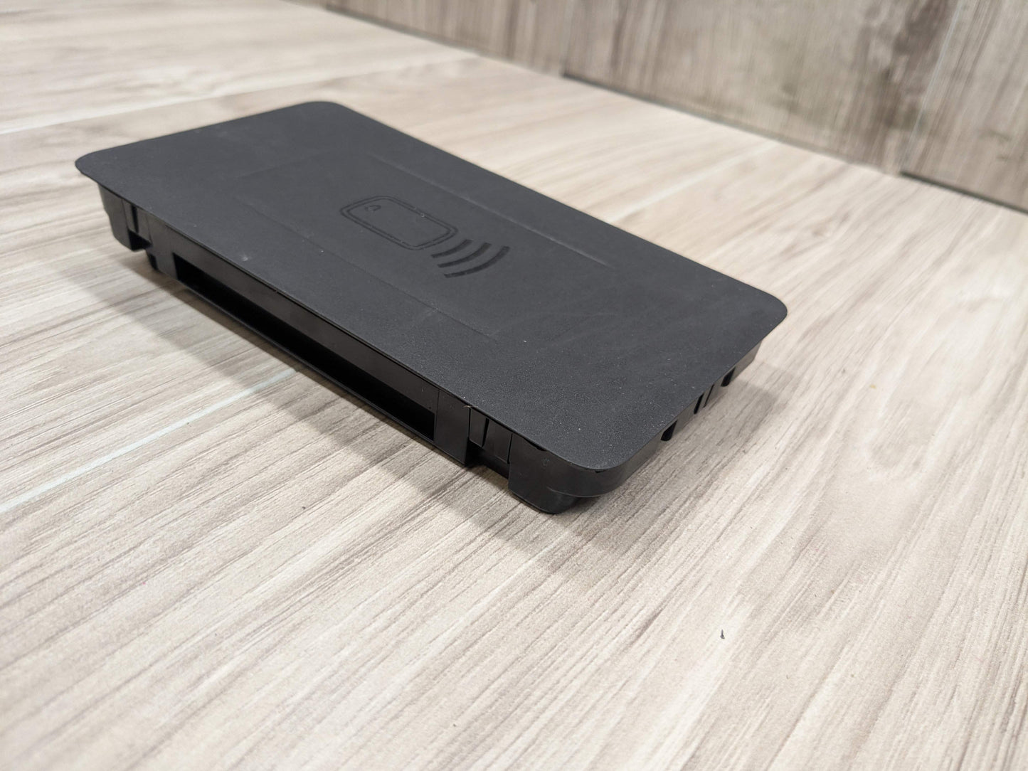 OEM BMW G20 G22 G23 G26 G80 M3 Center Console Storage NFC Car Wireless