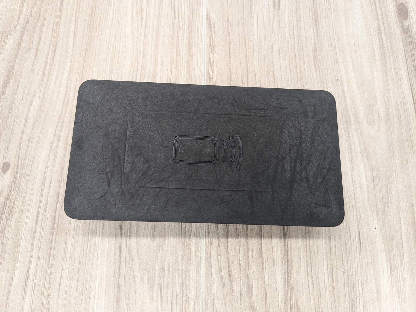 OEM BMW G20 G22 G23 G26 G80 M3 Center Console Storage NFC Car Wireless