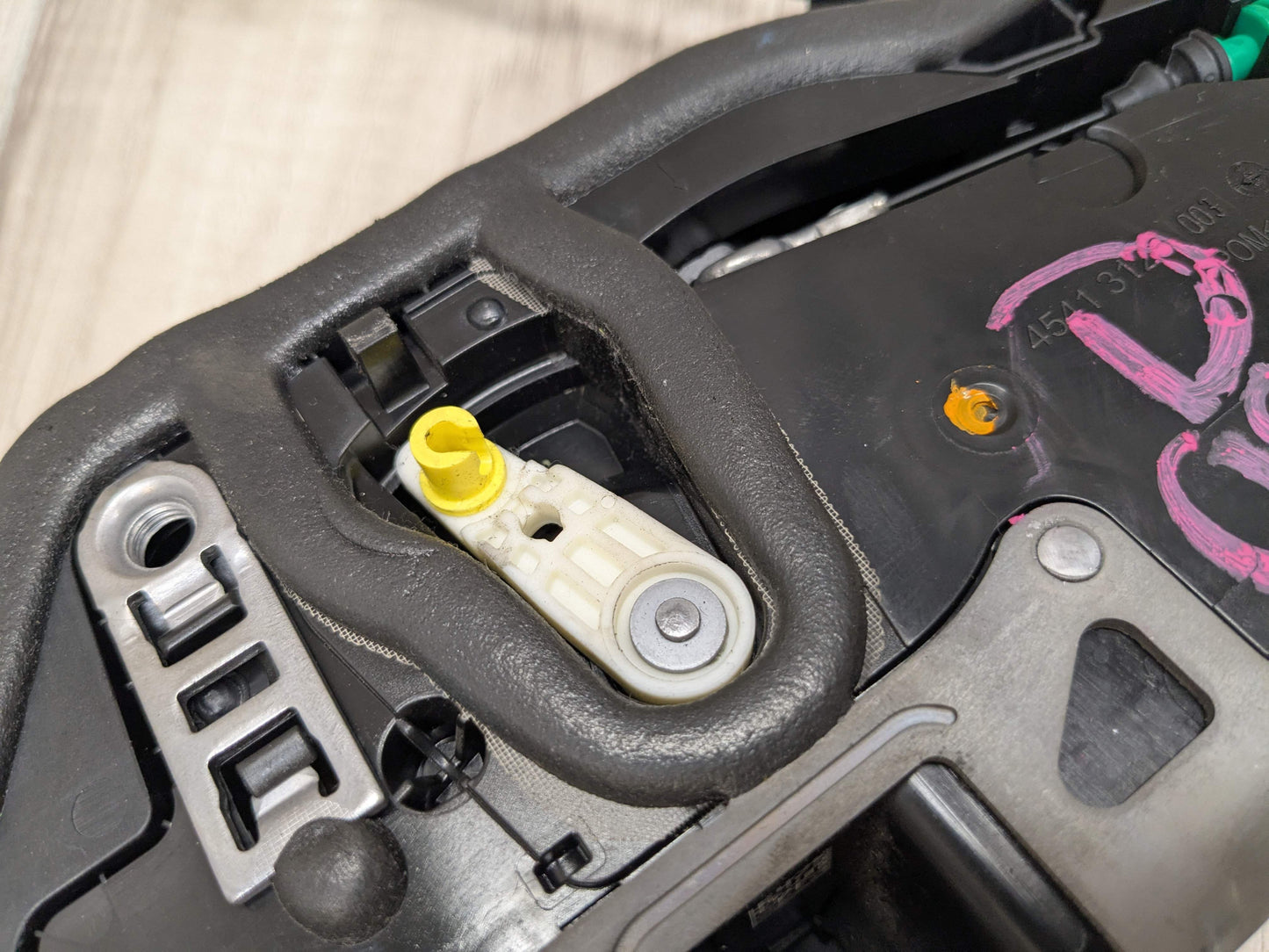 OEM BMW U11 G20 G26 G42 G80 G87 M2 M3 Front Left Driver Door Lock Latch Actuator