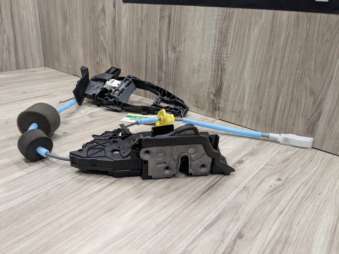 OEM BMW U11 G20 G26 G42 G80 G87 M2 M3 Front Left Driver Door Lock Latch Actuator