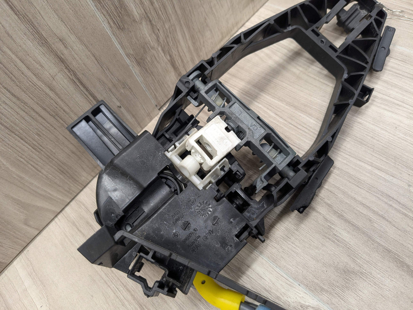 OEM BMW U11 G20 G26 G42 G80 G87 M2 M3 Front Left Driver Door Lock Latch Actuator