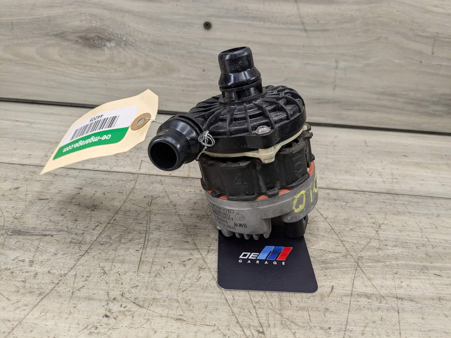 OEM BMW G01 G05 G20 G22 G23 G26 G30 Engine B58 Auxiliary Coolant Water Pump