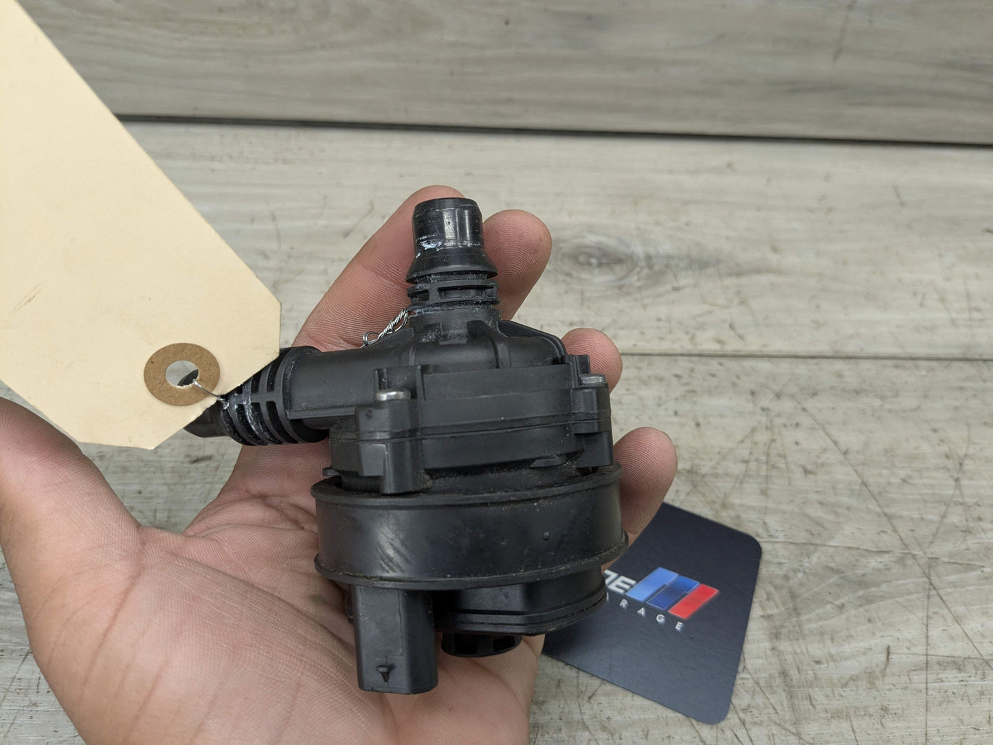 *OEM BMW G01 G05 G20 G22 G30 G42 G80 G82 G83 M3 M4 Engine Auxiliary Water Pump