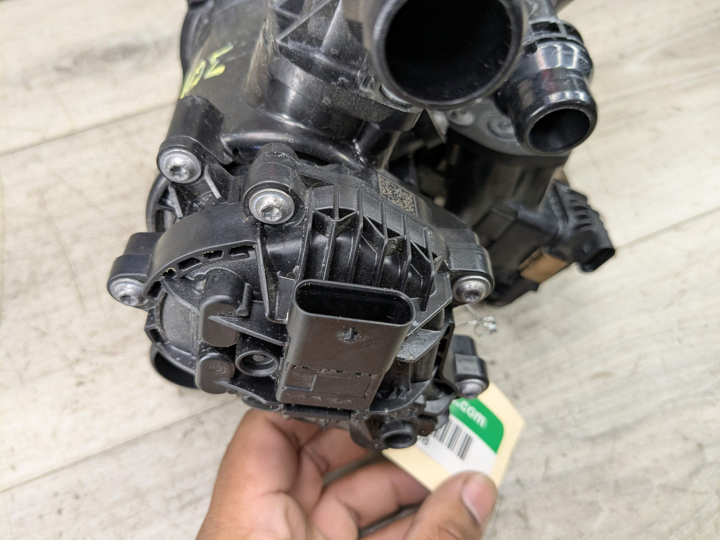 OEM BMW G01 G05 G07 G20 G22 G23 G26 G30 G42 Engine B58 Heat Management Module