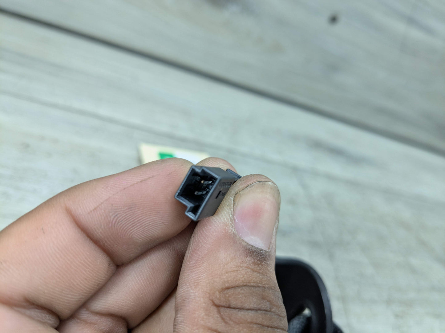 OEM BMW G20 G22 G26 G80 G82 M3 M4 Rear Right Passenger Seatbelt Seat Belt Buckle