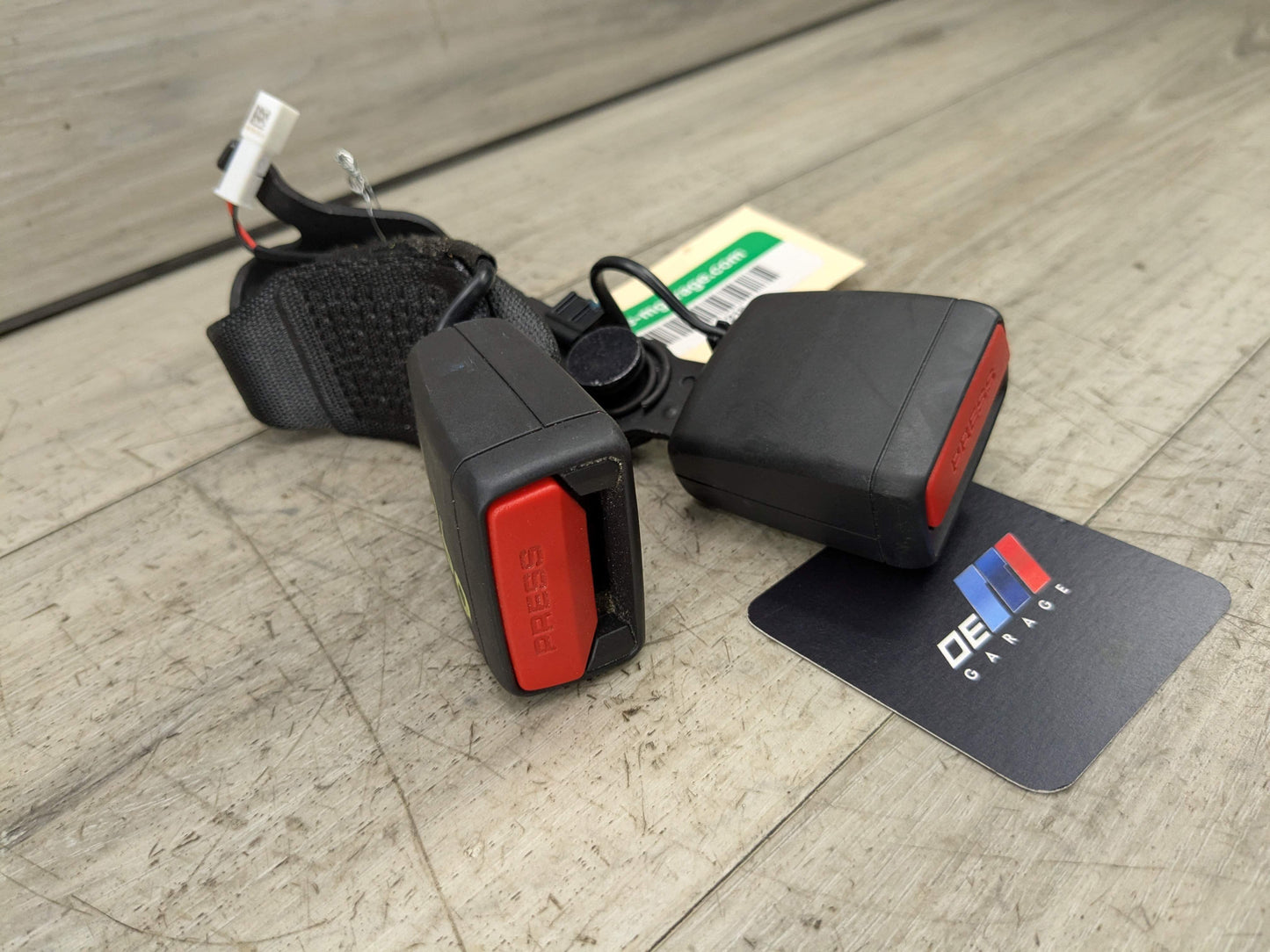 OEM BMW G20 G22 G26 G80 G82 M3 M4 Rear Right Passenger Seatbelt Seat Belt Buckle