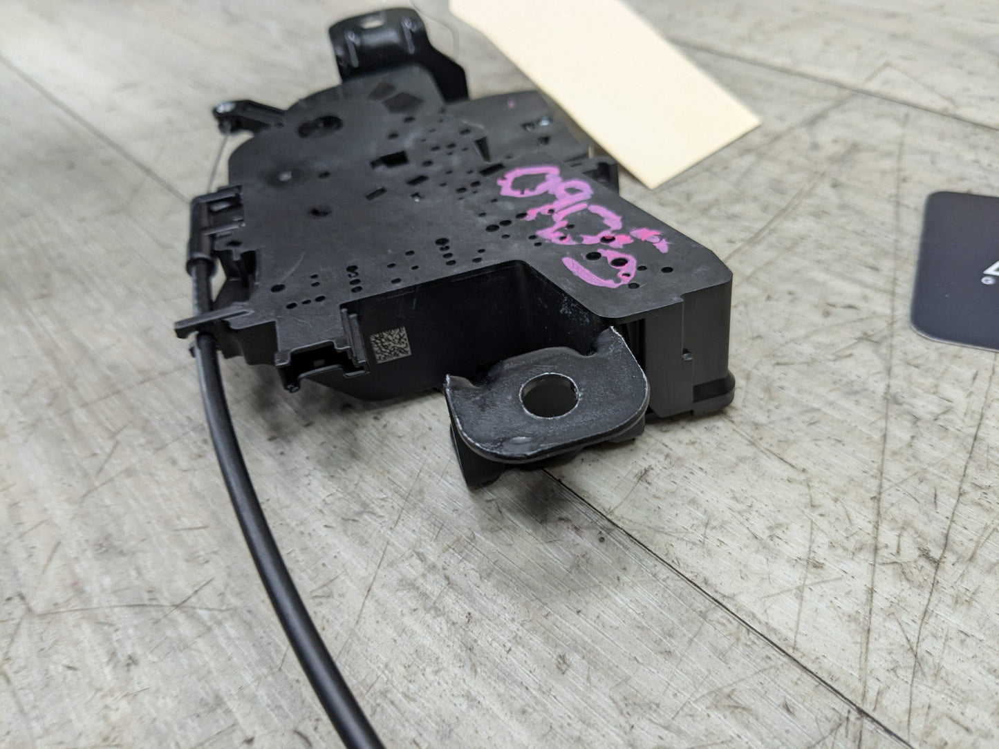 OEM BMW F44 F90 G20 G22 G26 G30 G42 G80 G82 Trunk Lid Latch Lock Opener Actuator