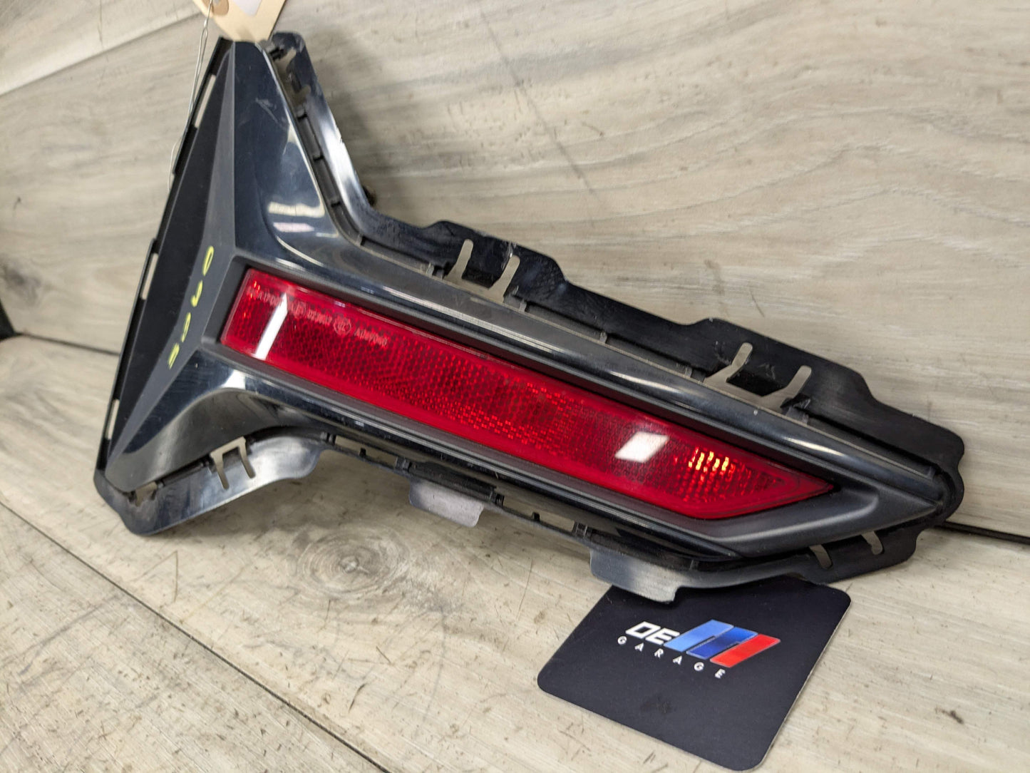 19-21 OEM BMW G20 330 Rear Bumper Left Drive Side Reflector Trim Cover w bracket