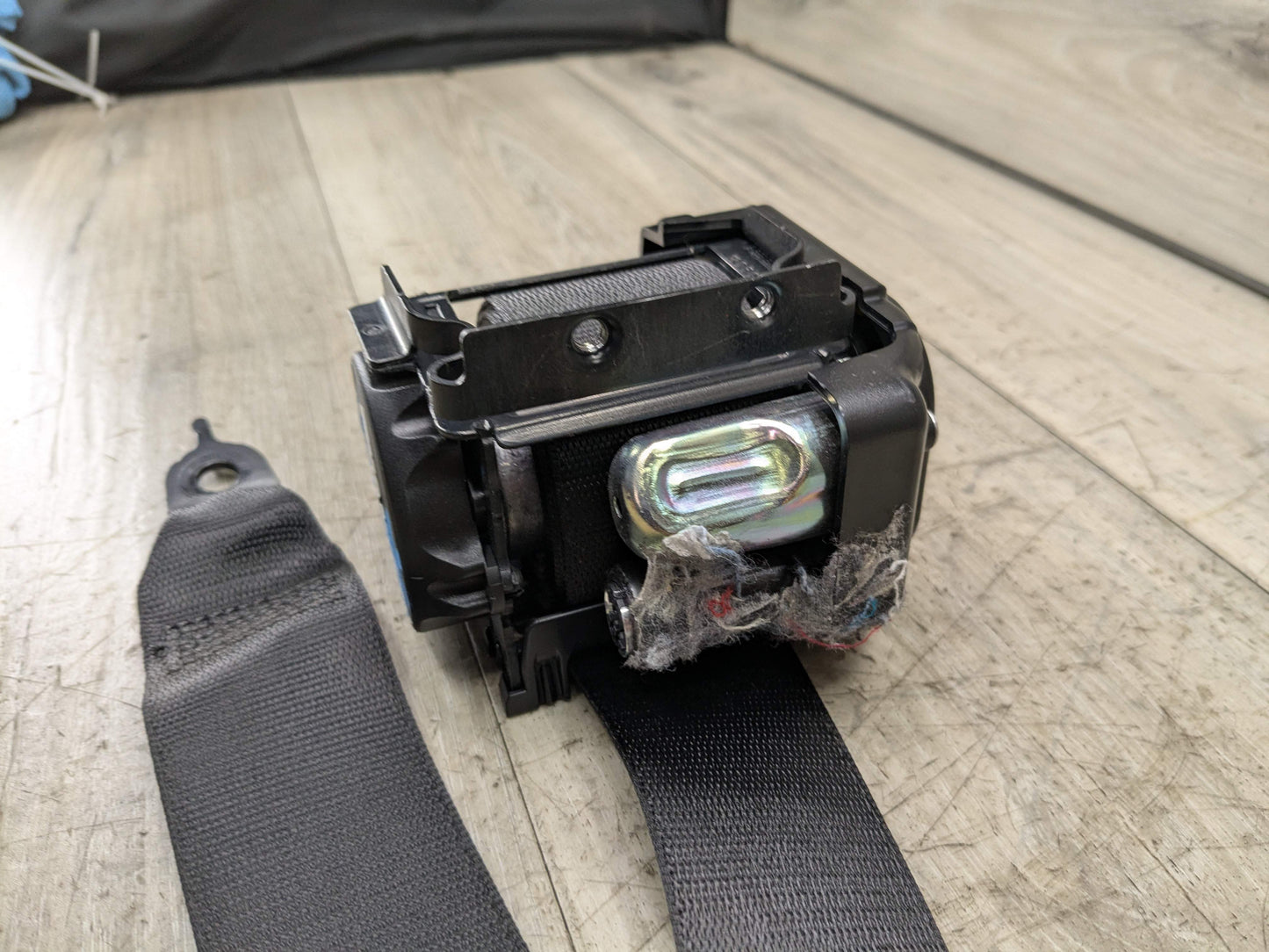 19-24 OEM BMW G20 G80 330 M340 M3 Rear Left Right Seat Belt Seatbelt Retractor