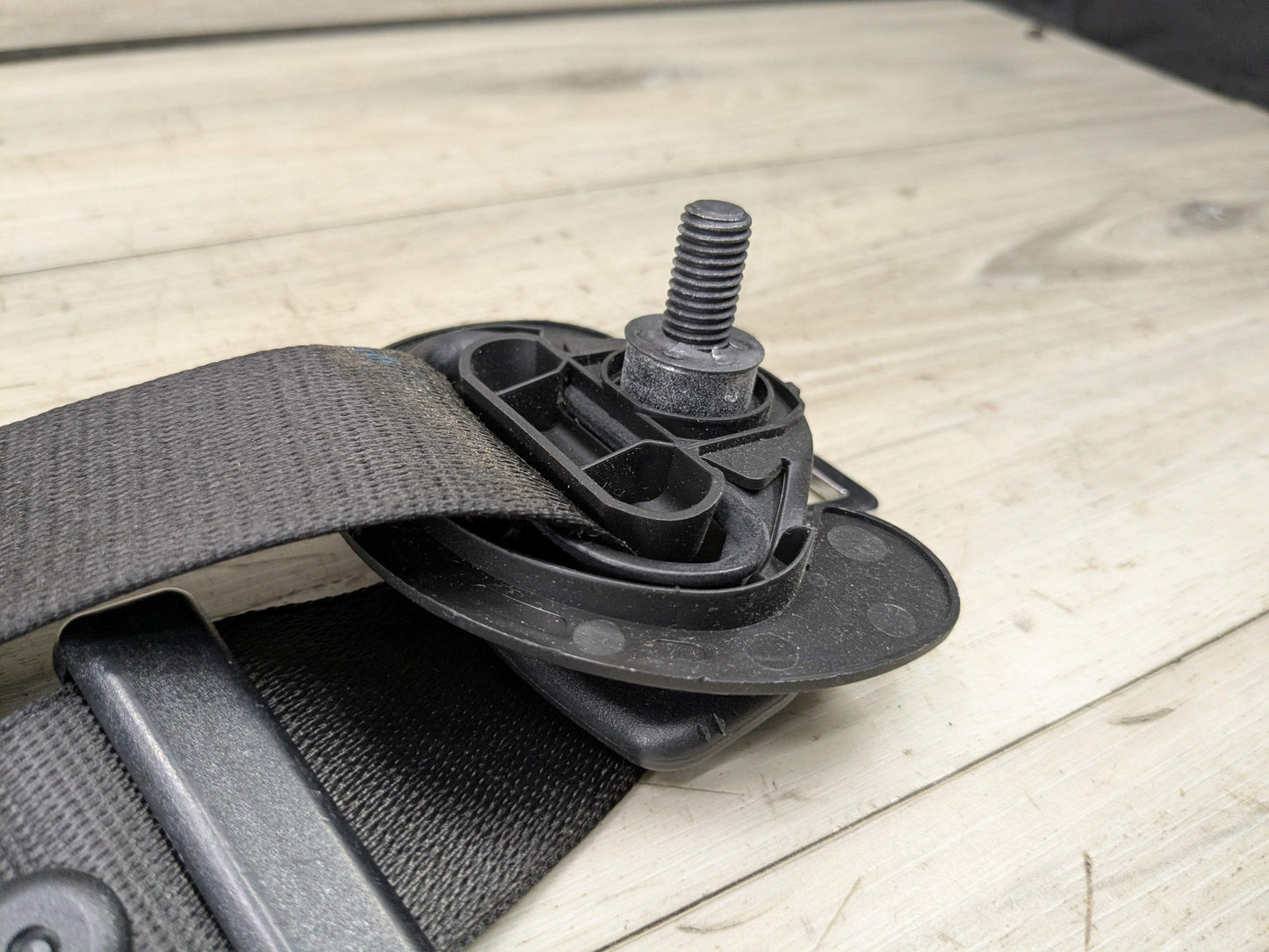 OEM BMW G20 G80 330 M340 M3 Front Right Passenger Seat Belt Seatbelt Retractor