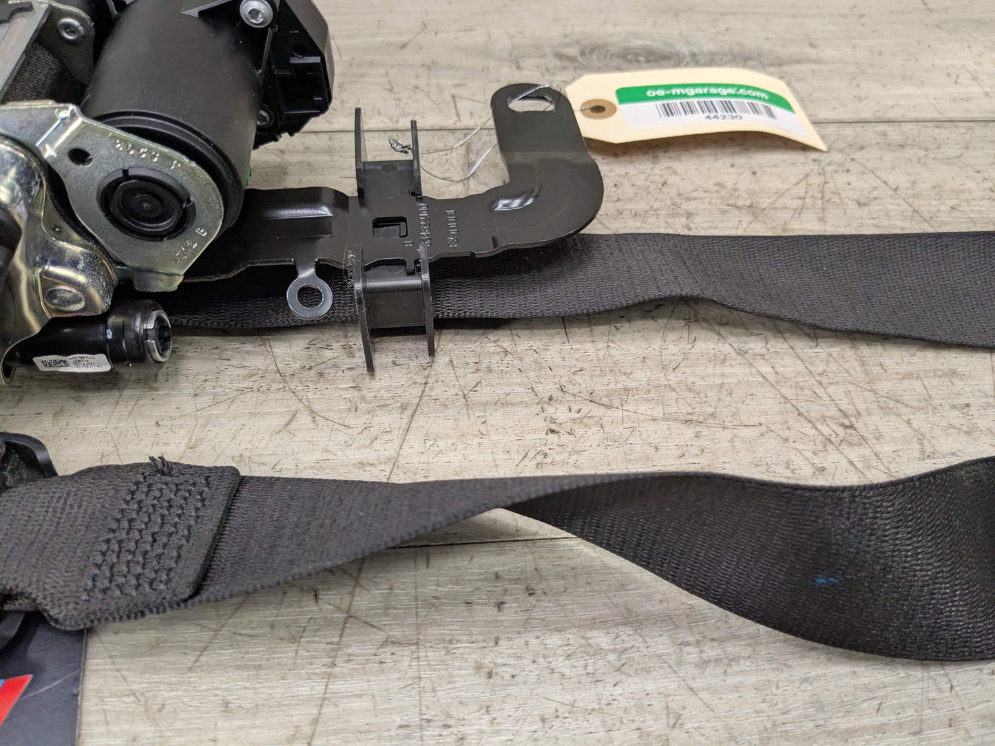 OEM BMW G20 G80 330 M340 M3 Front Right Passenger Seat Belt Seatbelt Retractor