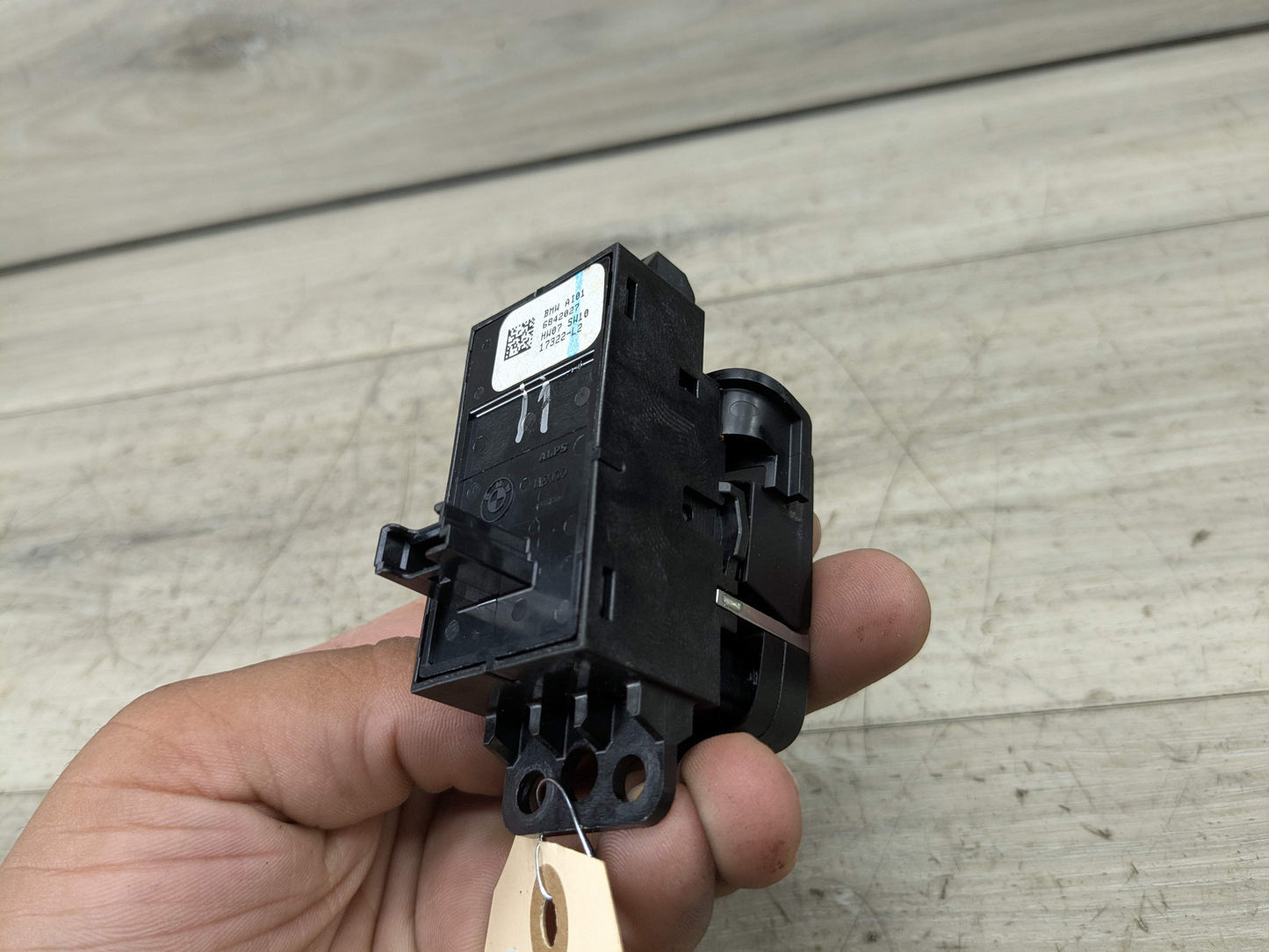 OEM BMW F90 M5 G01 G02 G30 530 540 M550 X3 Parking Brake Auto Hold Switch BLACK