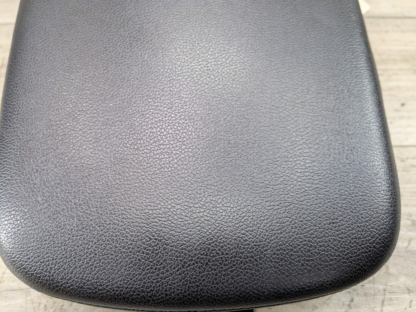 19-21 OEM BMW G01 G02 X3 X4 Retractable Armrest Tray Console Leather Black