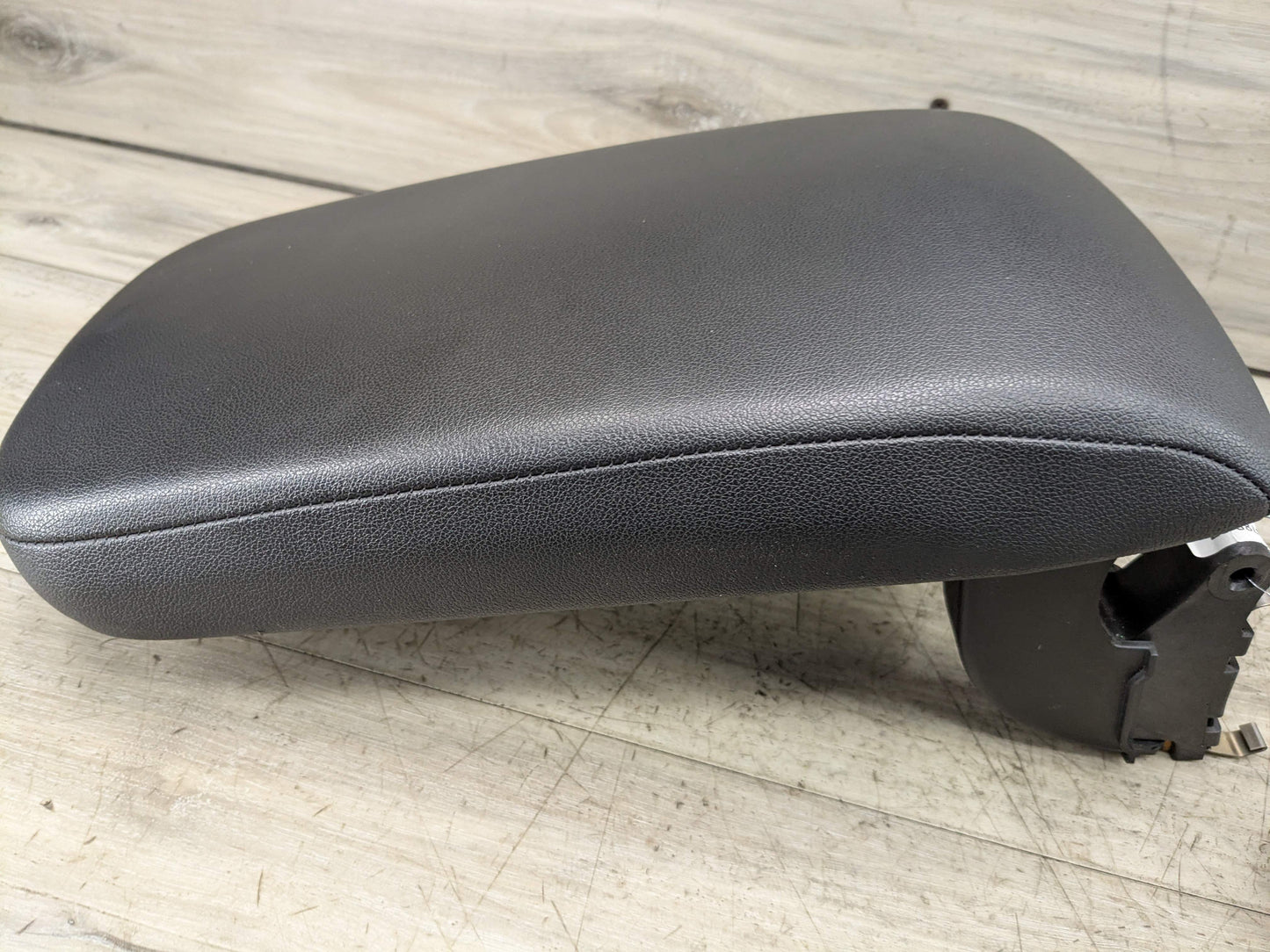 19-21 OEM BMW G01 G02 X3 X4 Retractable Armrest Tray Console Leather Black