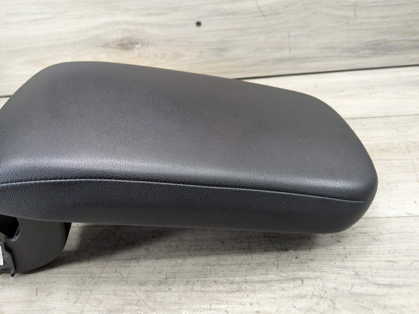 19-21 OEM BMW G01 G02 X3 X4 Retractable Armrest Tray Console Leather Black