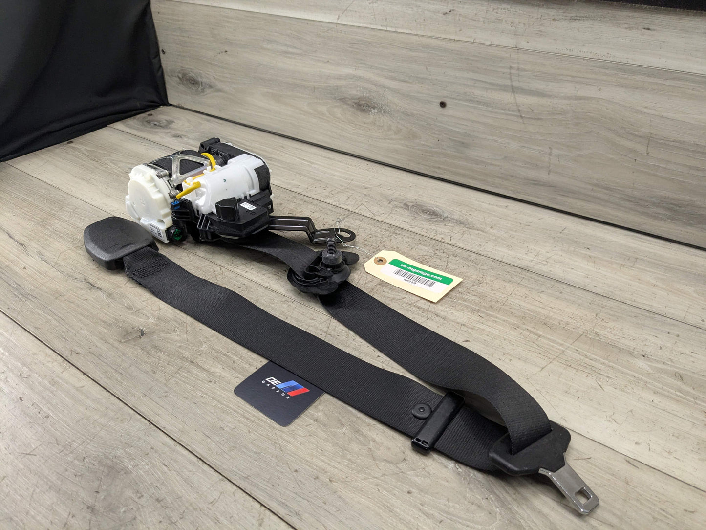 OEM BMW F97 G01 G02 X3 X4 Front Right Passenger Side Seat Belt Retractor