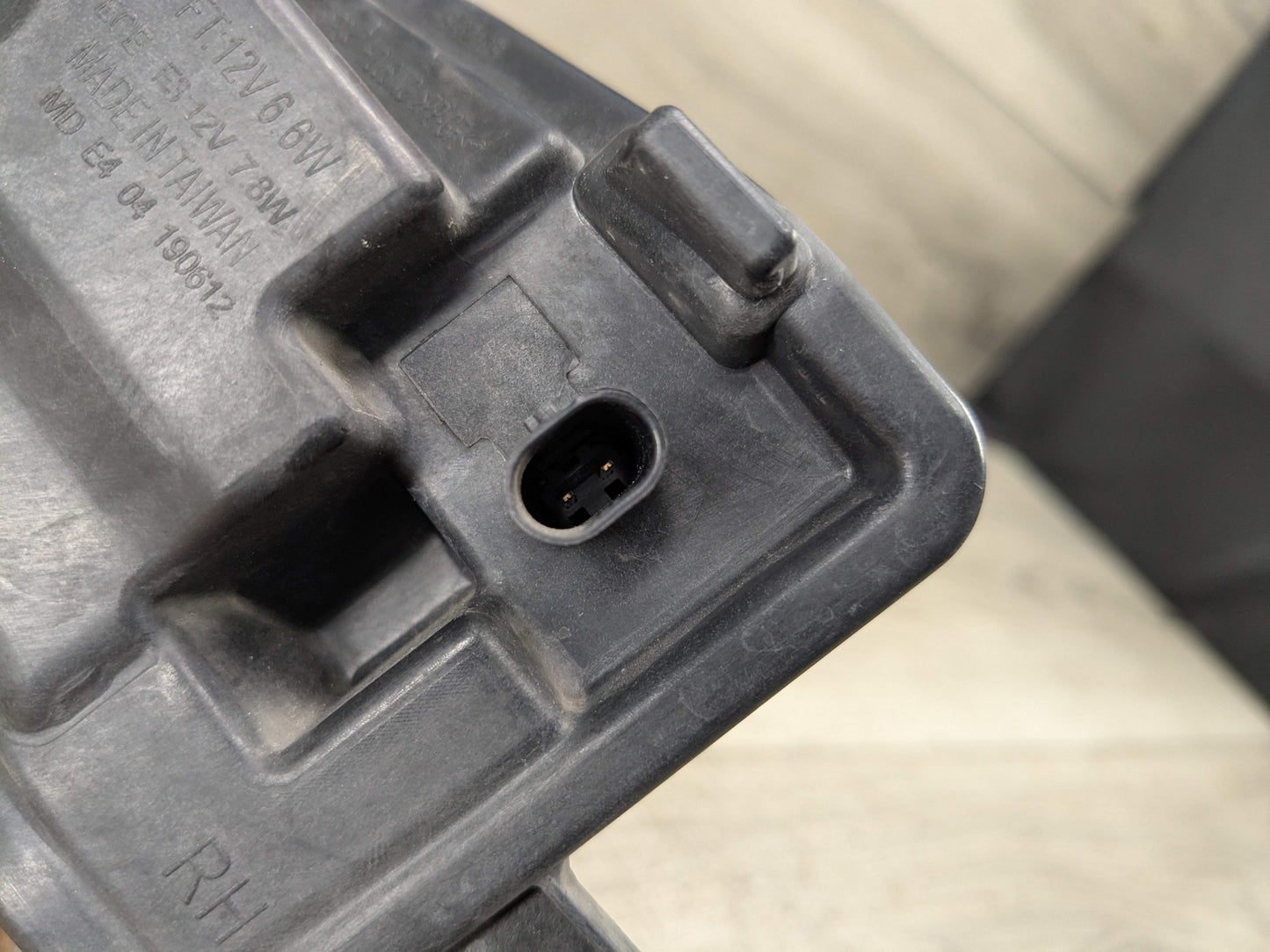 18-21 OEM BMW G01 G02 X3 X4 Front Right Passenger Side LED Fog Light Lamp