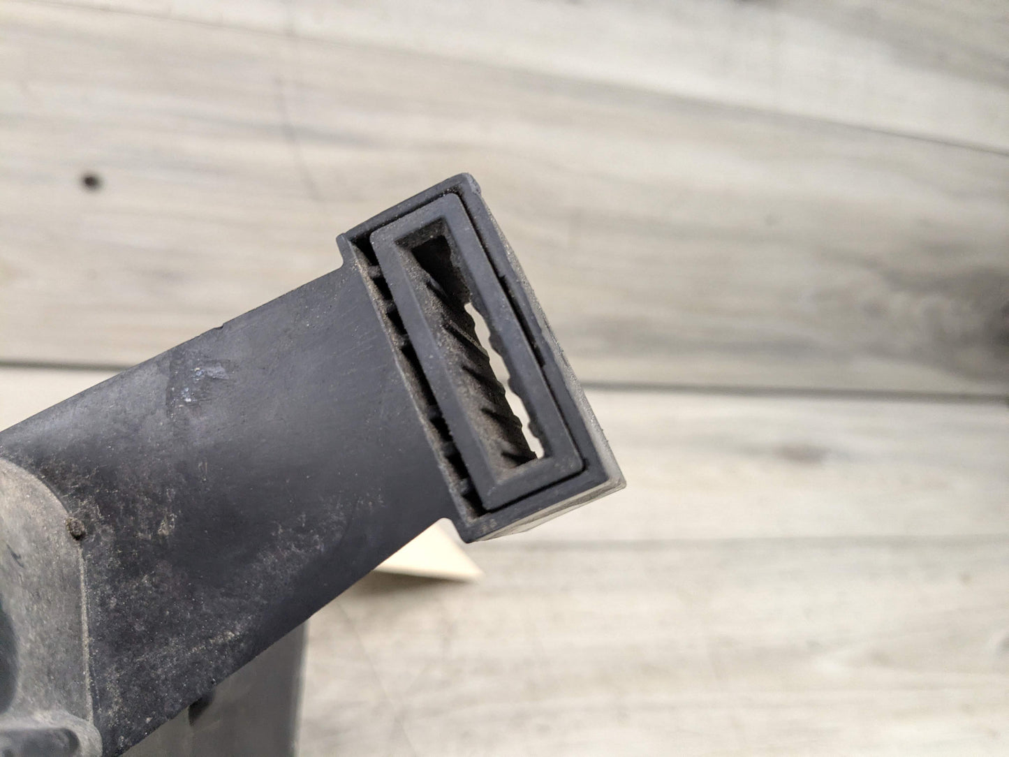 18-23 OEM BMW G01 G05 G06 G07 X3 X5 X7 Engine B58C Air Cleaner Intake Inlet Duct