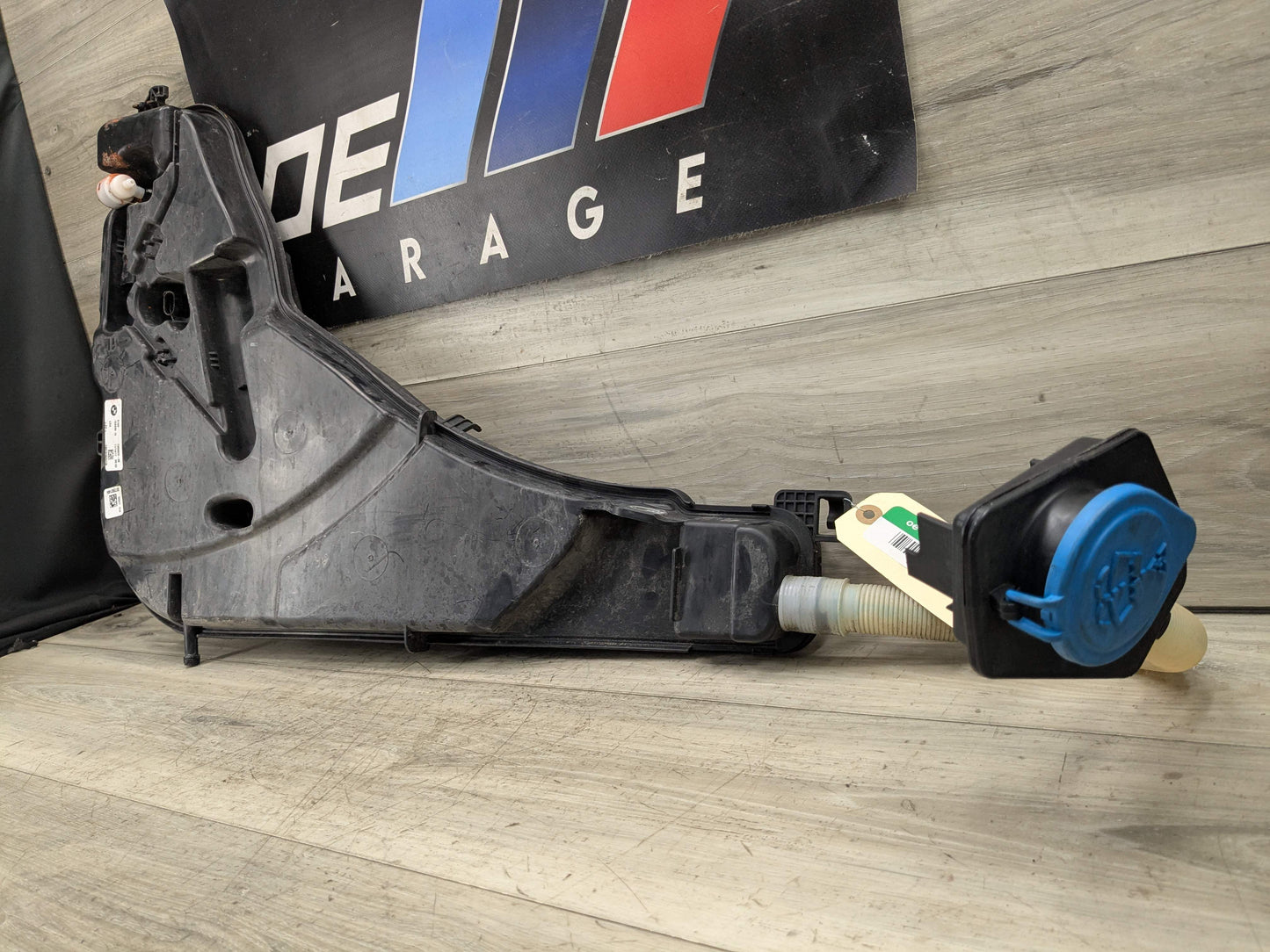 OEM BMW F97 F97 X3 X4 X3M X4M Windshield Wipe Washer Bottle Tank Reservoir