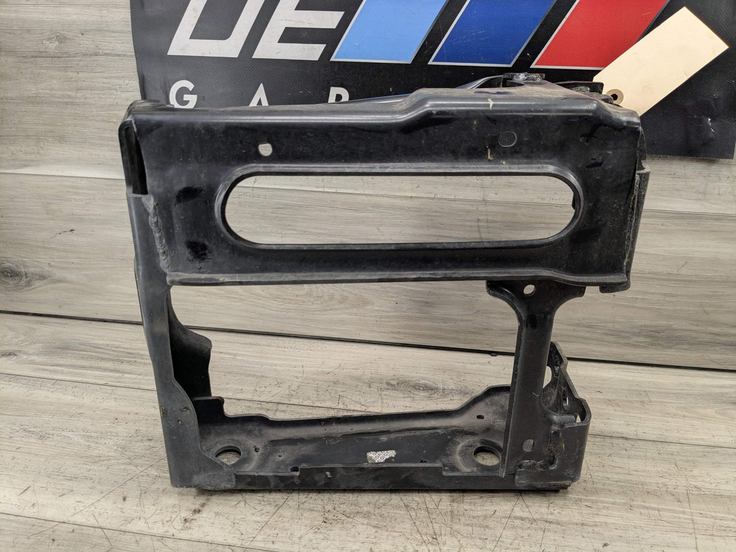 OEM BMW G01 G02 F97 X3 X4 Front Right Passenger Radiator Reinforcement Bracket