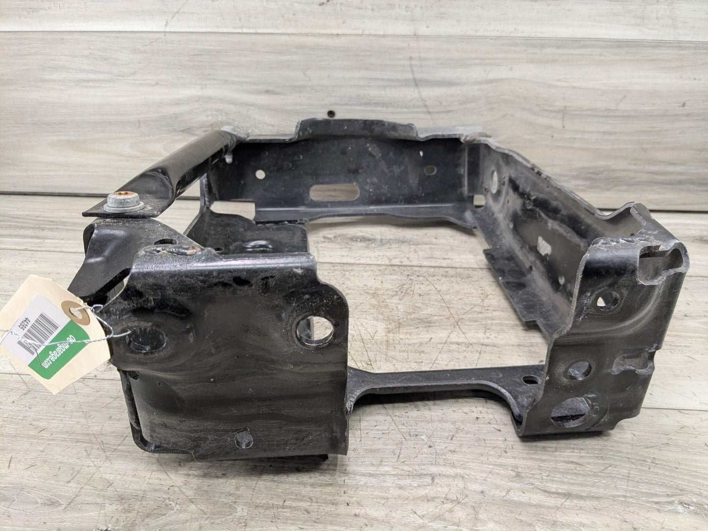 OEM BMW G01 G02 F97 X3 X4 Front Right Passenger Radiator Reinforcement Bracket