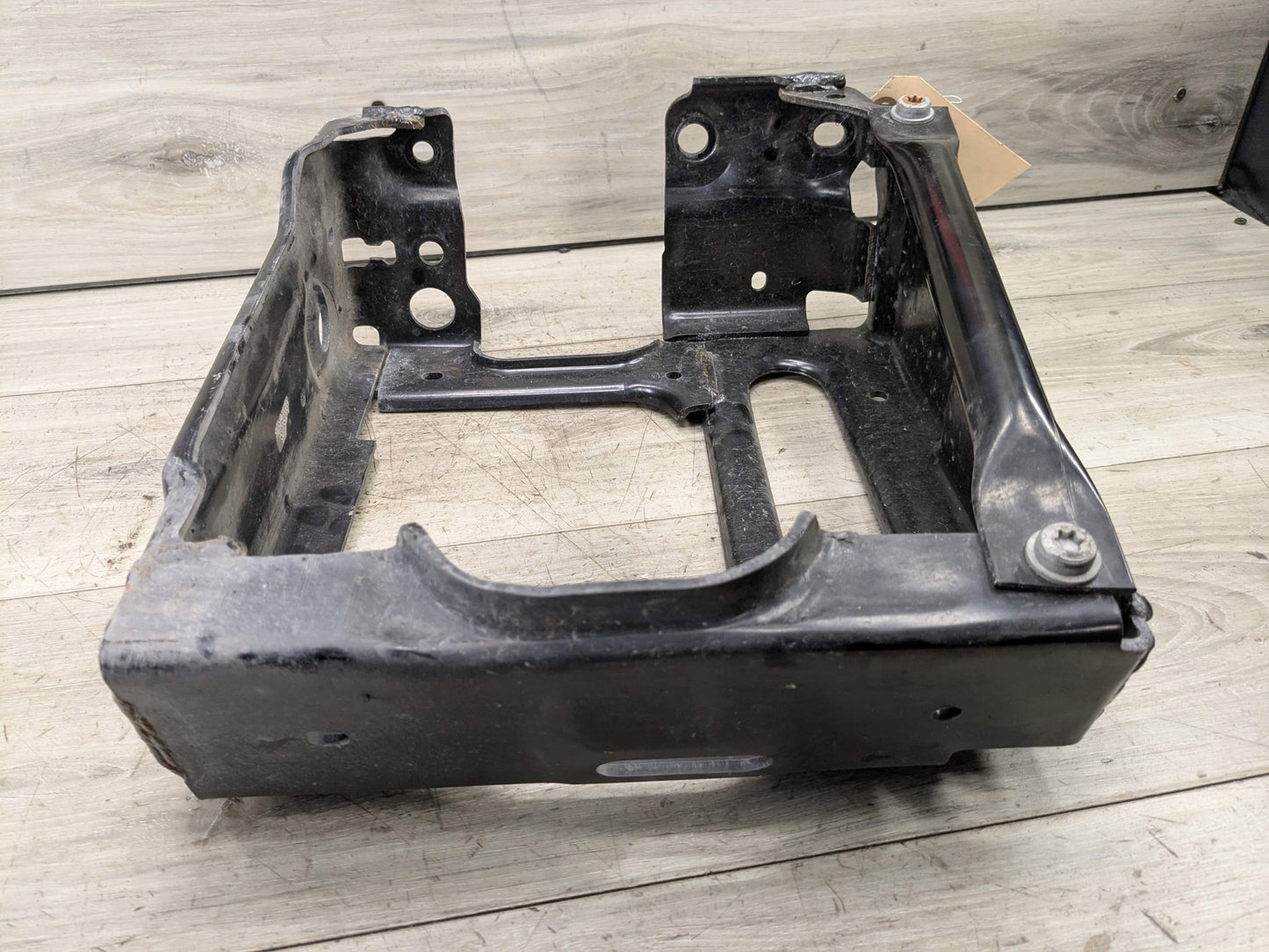 OEM BMW G01 G02 F97 X3 X4 Front Right Passenger Radiator Reinforcement Bracket