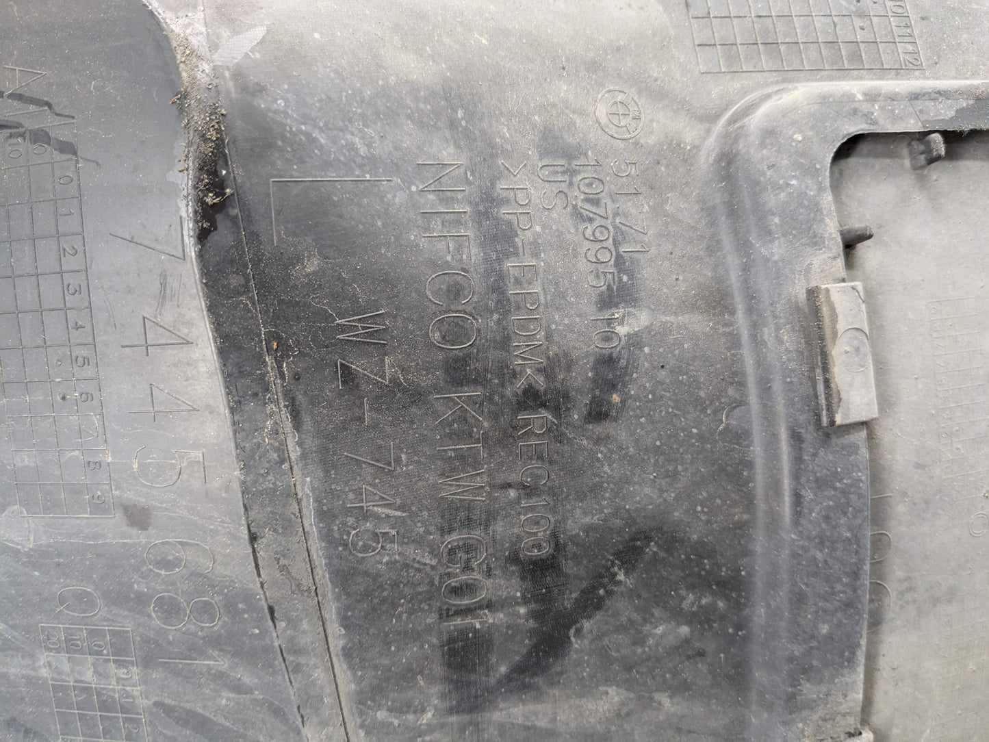 18-24 OEM BMW G01 G02 X3 X4 Front Left Driver Fender Liner Wheel Splash Shield