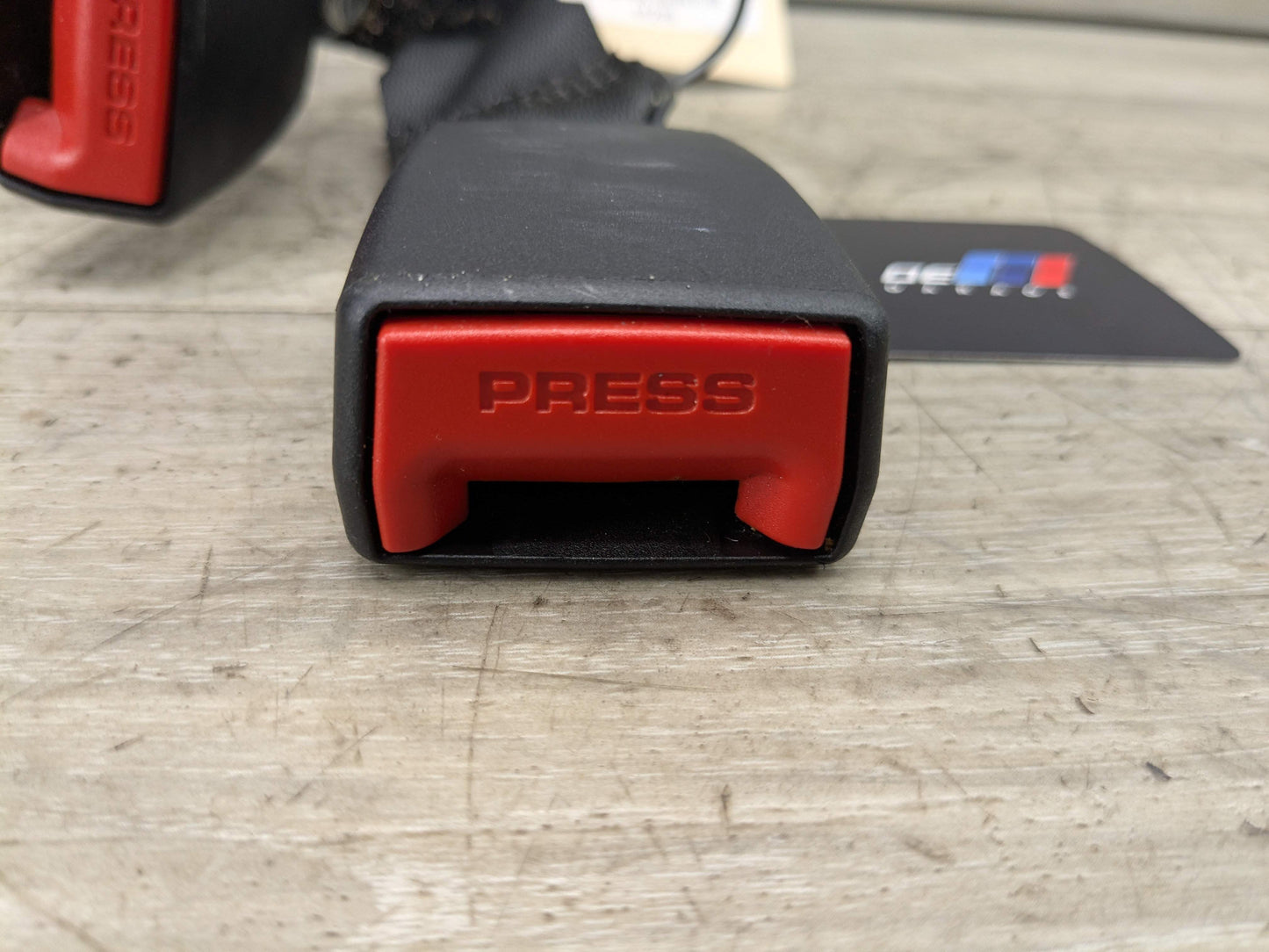 OEM BMW G01 G02 F97 F98 X3 REAR Right Passenger Side SeatBelt Seat Belt Buckle