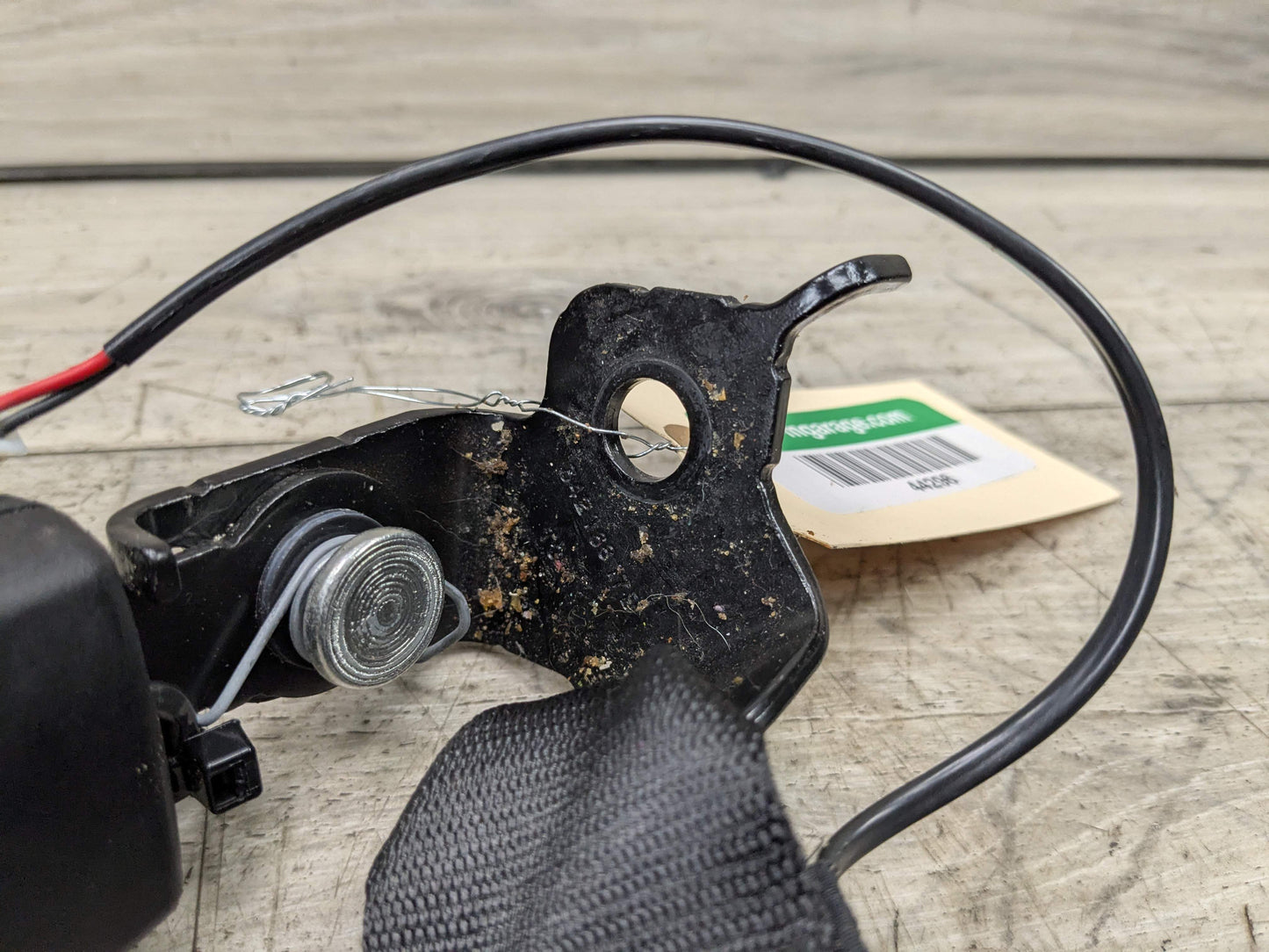 OEM BMW G01 G02 F97 F98 X3 REAR Right Passenger Side SeatBelt Seat Belt Buckle