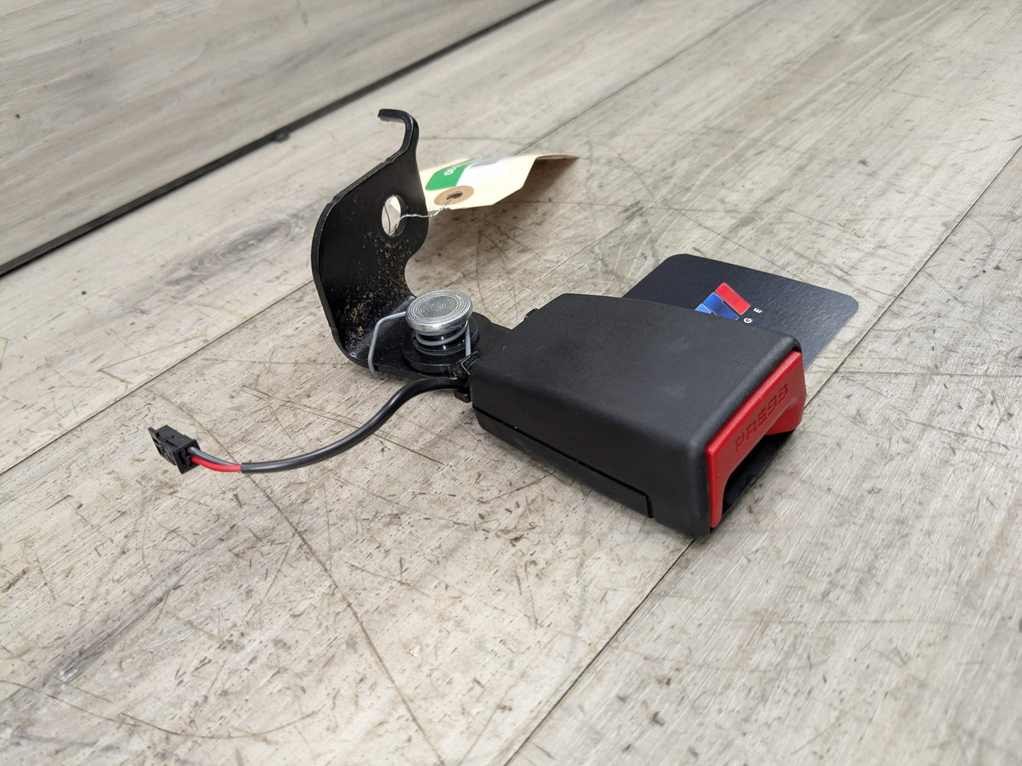 OEM BMW G01 G02 F97 F98 X3 X4 REAR Left Driver Side SeatBelt Seat Belt Buckle