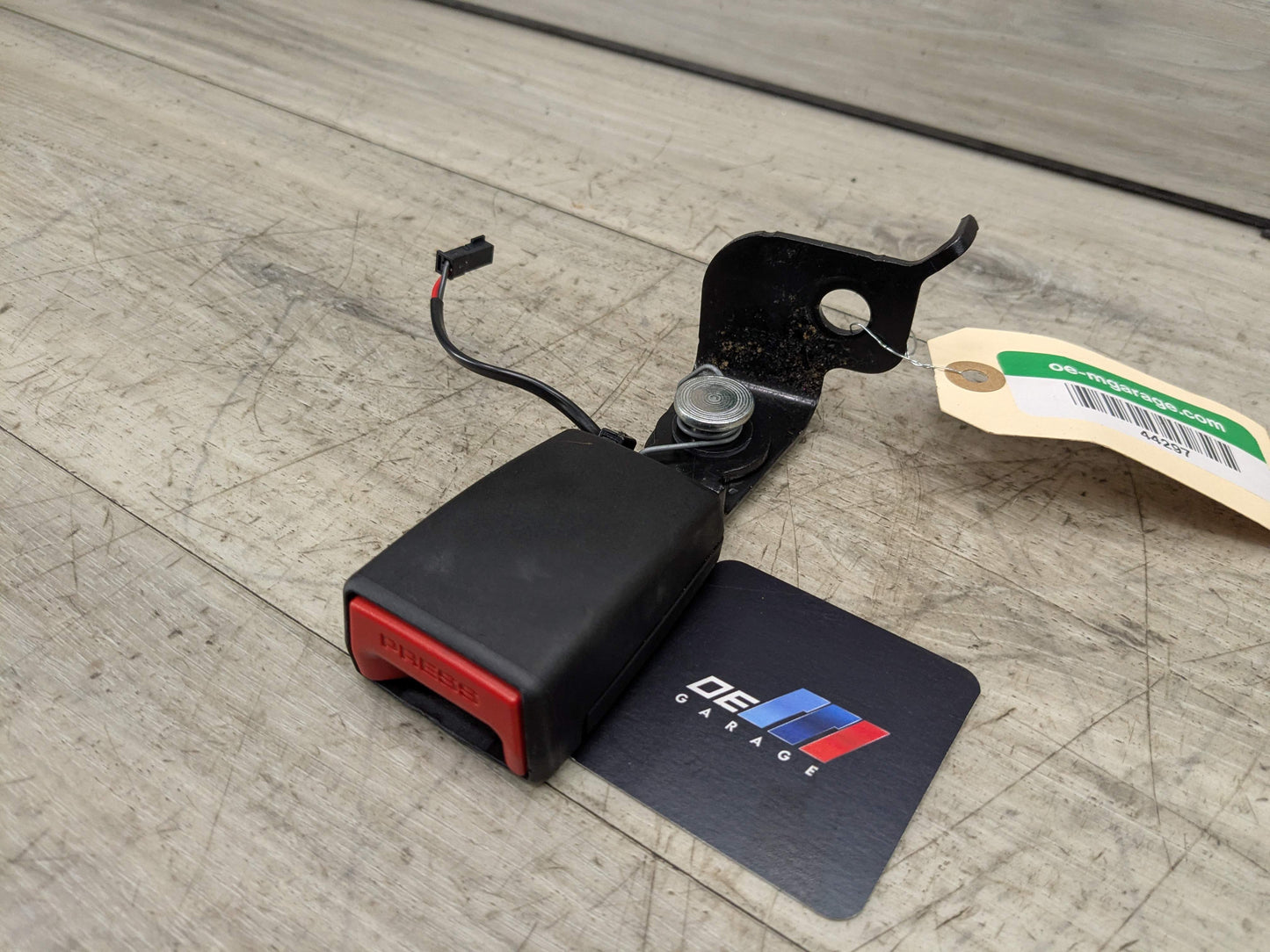 OEM BMW G01 G02 F97 F98 X3 X4 REAR Left Driver Side SeatBelt Seat Belt Buckle