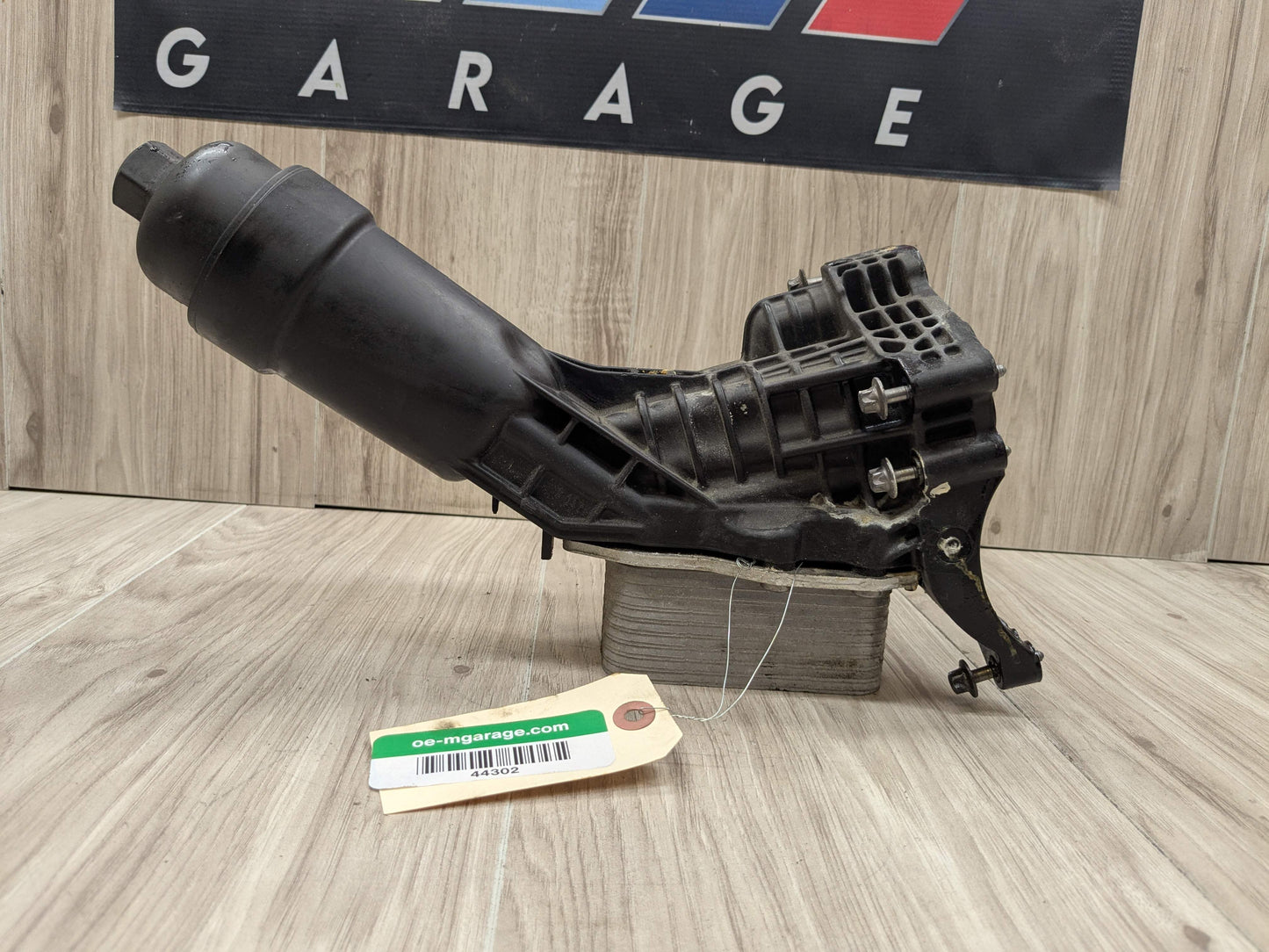 OEM BMW G01 G20 G22 G23 G26 G30 G42 330 430 X3 Engine B46 B48 Oil Filter Housing