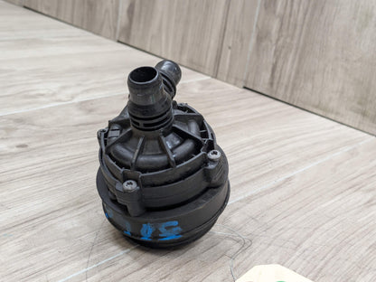 *OEM BMW G01 G05 G20 G22 G30 G42 G80 G82 G83 M3 M4 Engine Auxiliary Water Pump