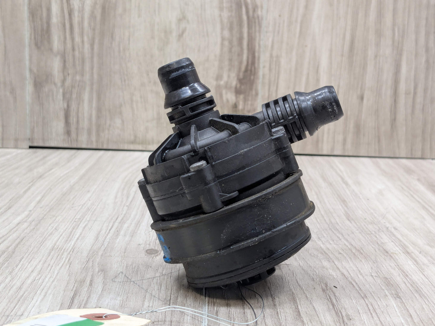 *OEM BMW G01 G05 G20 G22 G30 G42 G80 G82 G83 M3 M4 Engine Auxiliary Water Pump