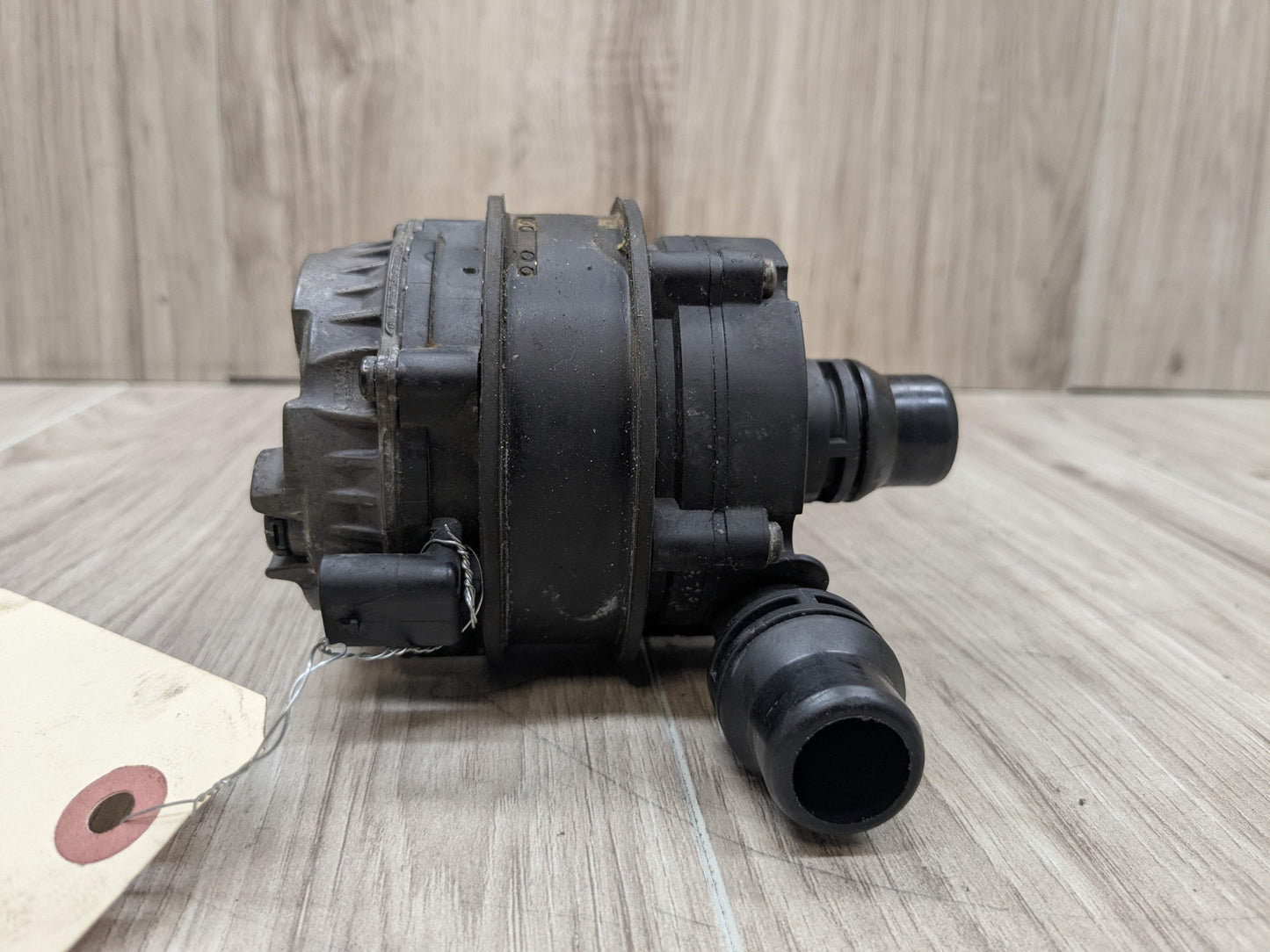 OEM BMW G01 G05 G20 G22 G26 Engine B46 B58 Auxiliary Electric Water Pump Cooling