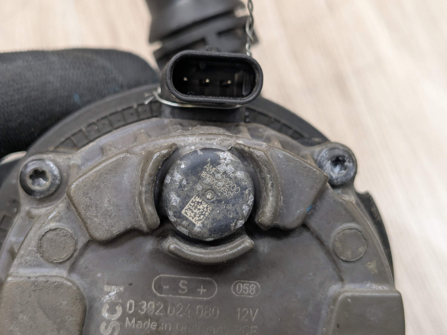 OEM BMW G01 G05 G20 G22 G26 Engine B46 B58 Auxiliary Electric Water Pump Cooling