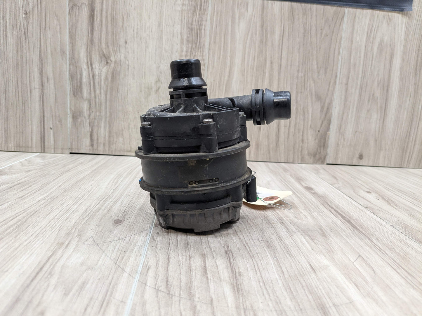 OEM BMW G01 G05 G20 G22 G26 Engine B46 B58 Auxiliary Electric Water Pump Cooling