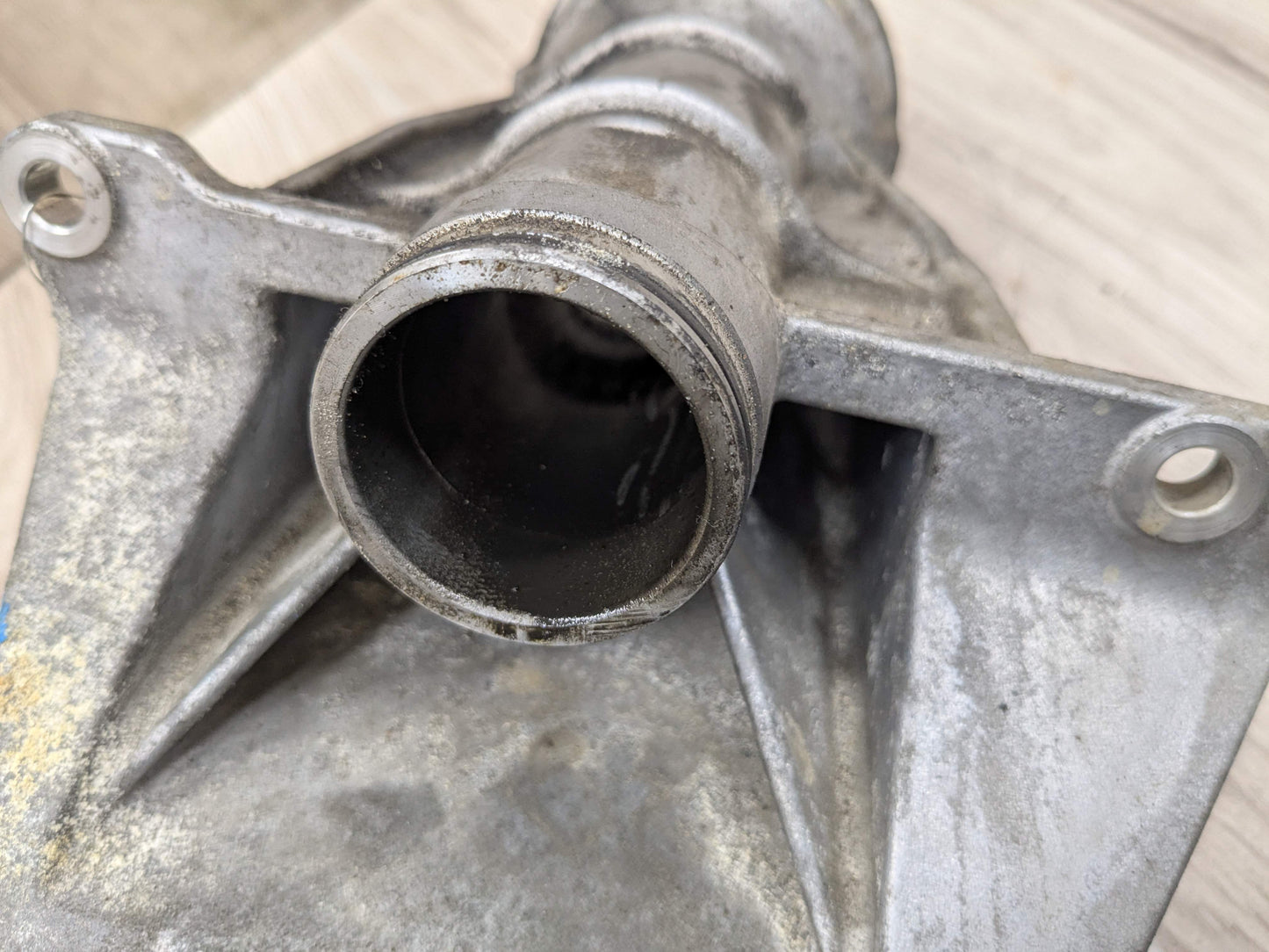 OEM BMW G01 G05 G12 G20 G26 G42 G80 Front Differential Axle Support Bracket